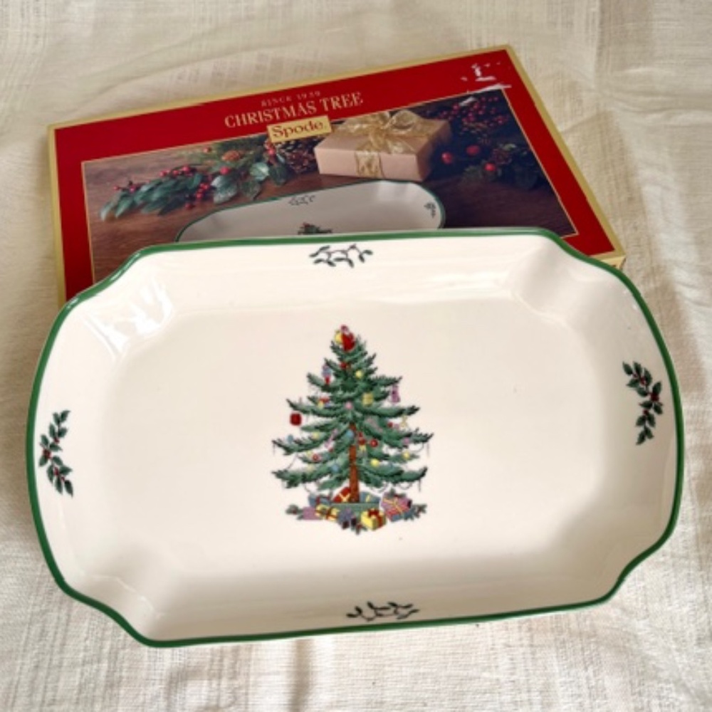 Spode Christmas Tree Rectangular Scalloped Tray 11.5"